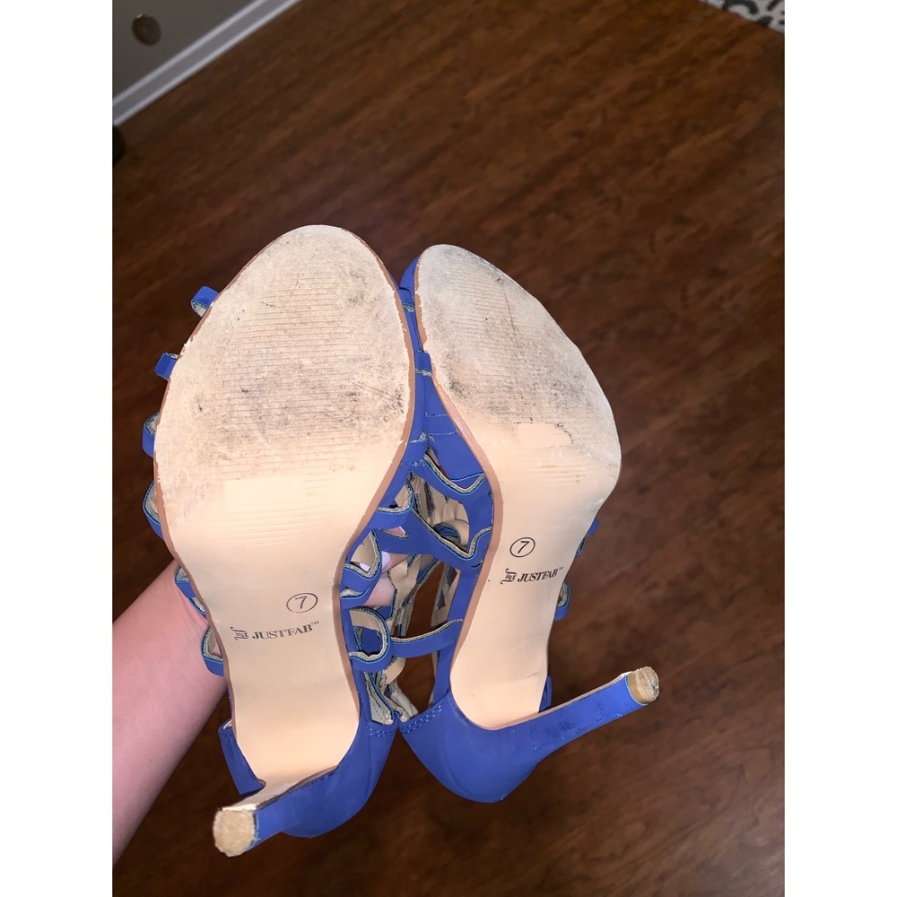 Blue Heels - Picture 4 of 5